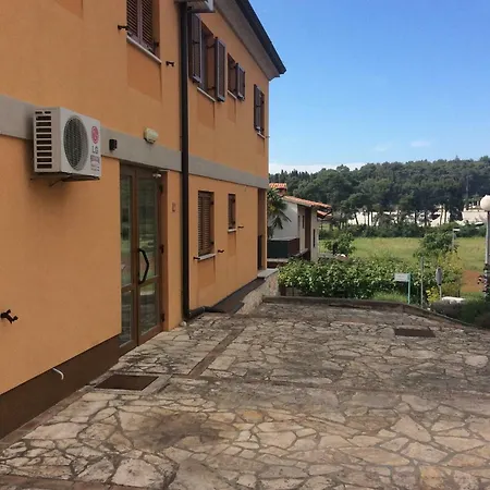 Tiny Studio Big Living Apartment Rovinj Exterior foto